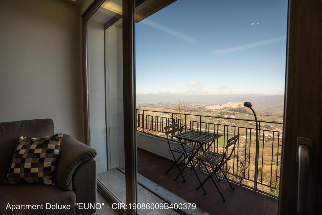Rocca Di Cerere "Rocca Da Zeru" Apartments Enna Kültér fotó