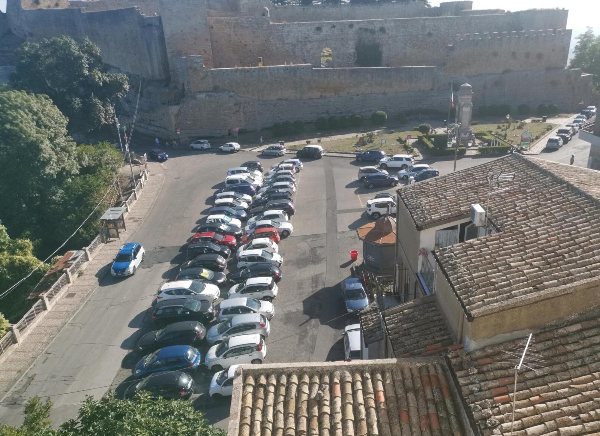 Rocca Di Cerere "Rocca Da Zeru" Apartments Enna Kültér fotó